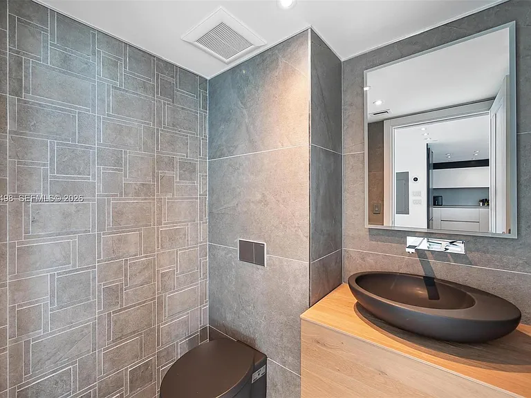 1331 Brickell Bay Dr #33 — Photo 8