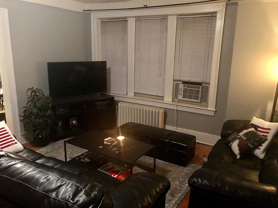 1st image of 103 N Center St APT 5
