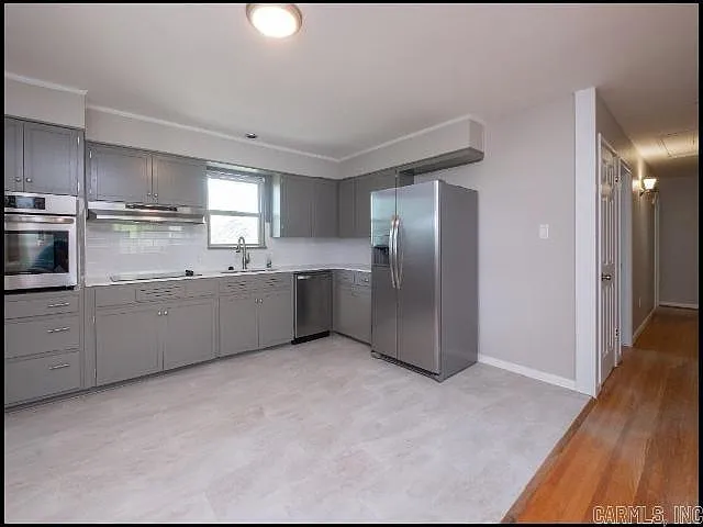 4907 Arlington Dr — Photo 5
