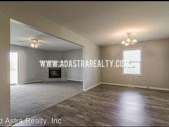 4th image of 906 N Elm St