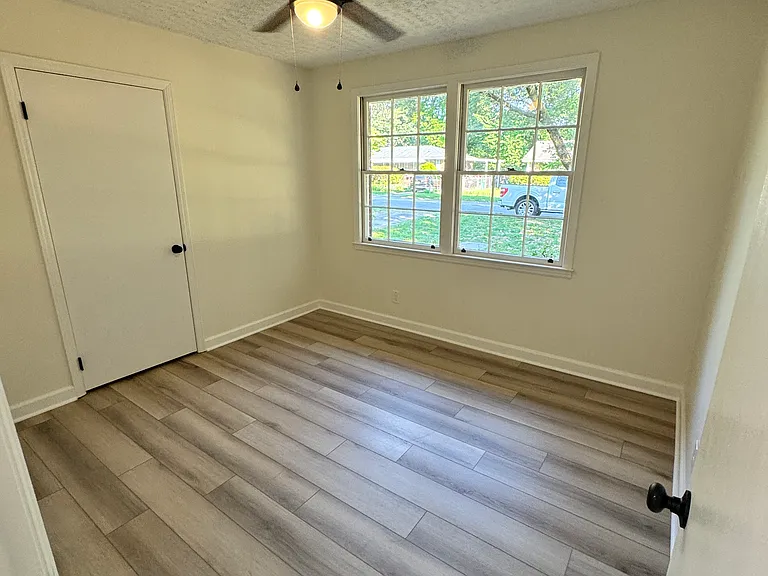 418 Brookcliff Rd — Photo 10