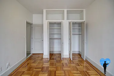 Rented by Next Door Realty NYC