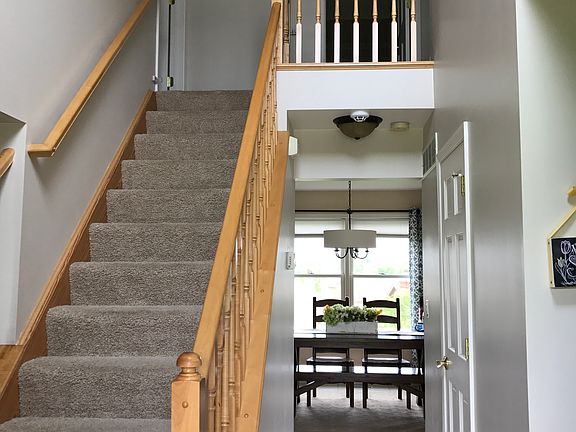 3rd image of 12 Homestead Dr