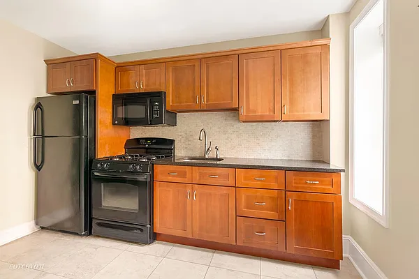 Rented by Corcoran | media 11