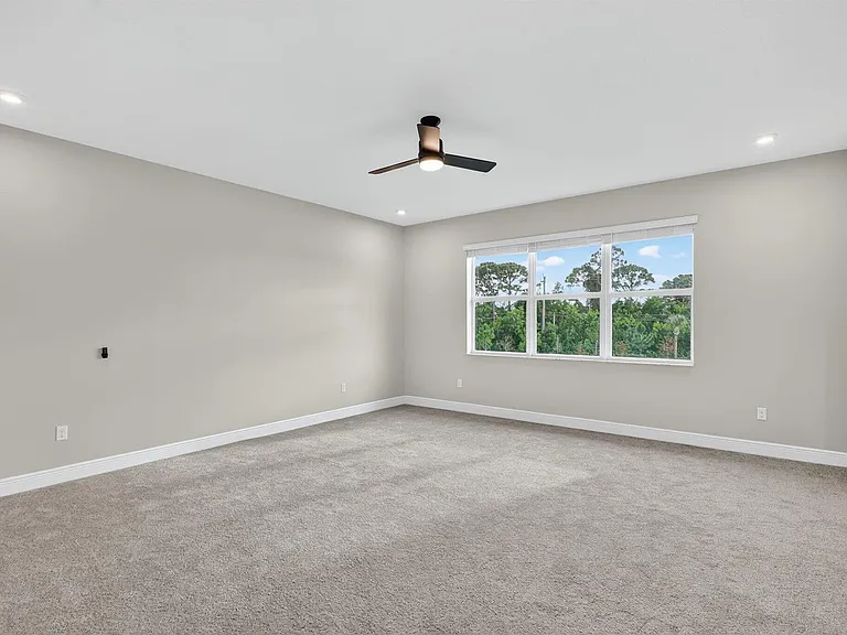 3552 NW Solange Ct — Photo 28