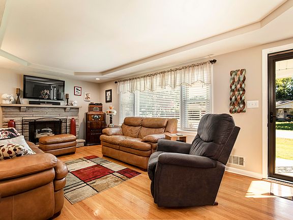 2nd image of 6616 Gabriel Dr