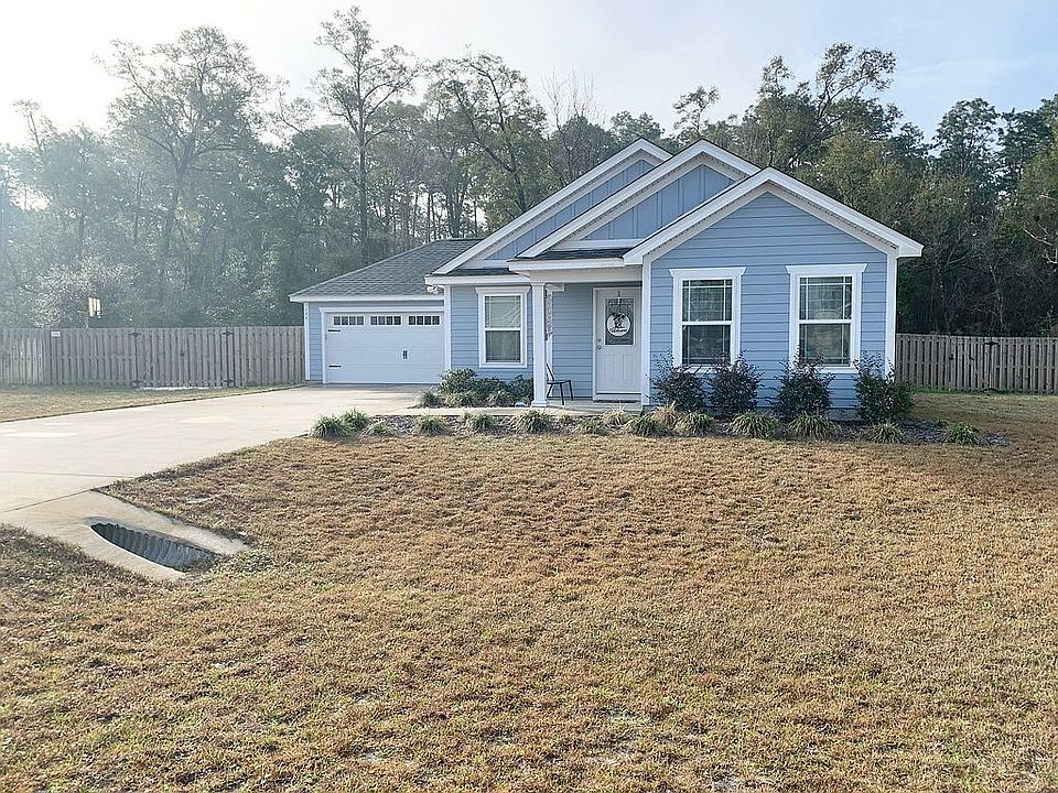 1st image of 172 Juniper Dr