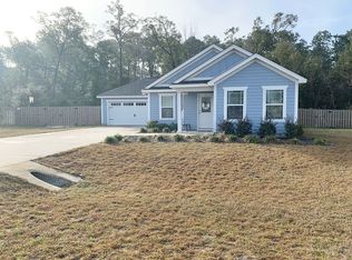 172 Juniper Dr, Crawfordville, FL 32327