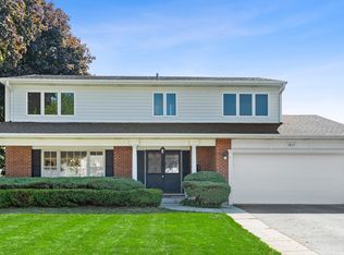 1815 S Fernandez Ave, Arlington Heights, IL 60005