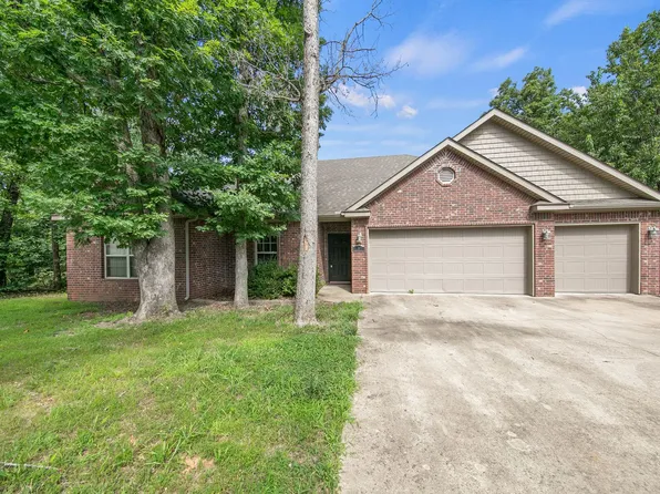 9 Monmouth Dr, Bella Vista, AR 72714
