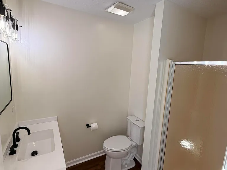 112 Madison Rd — Photo 16