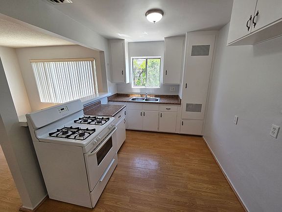 5th image of 400-404 S 5th Ave #404B