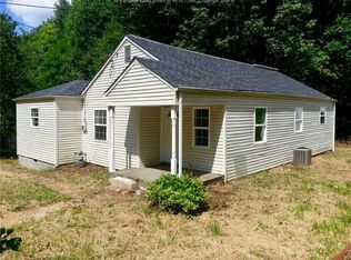 1016 Aspen Rd, Charleston, WV 25304