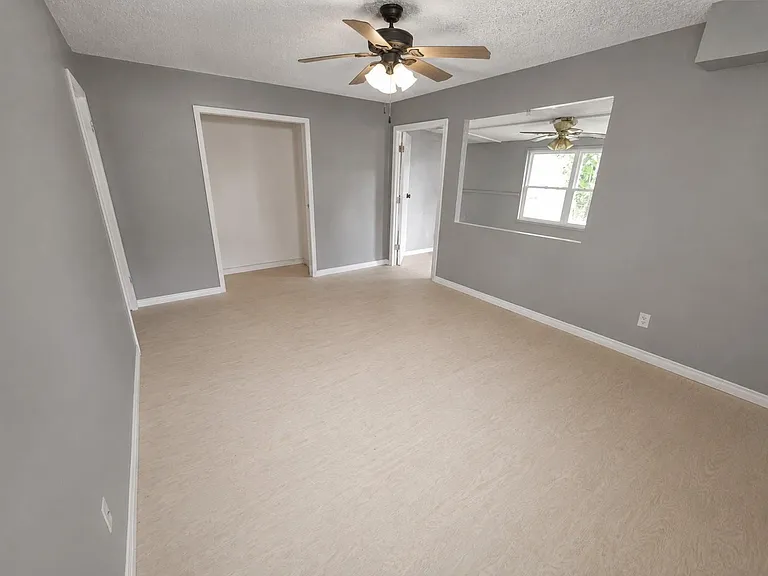 227 Live Oak Ln — Photo 14
