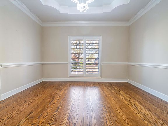 5th image of 2405 Linkenholt Dr