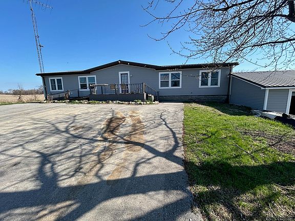 3rd image of 5100 Walker Rd