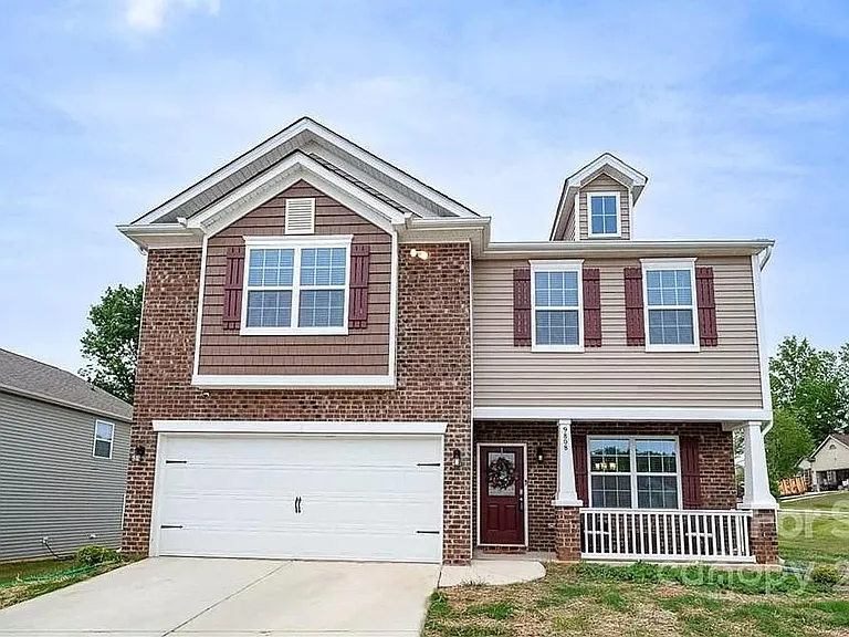 9807 Oak Barrel Ln — Photo 1