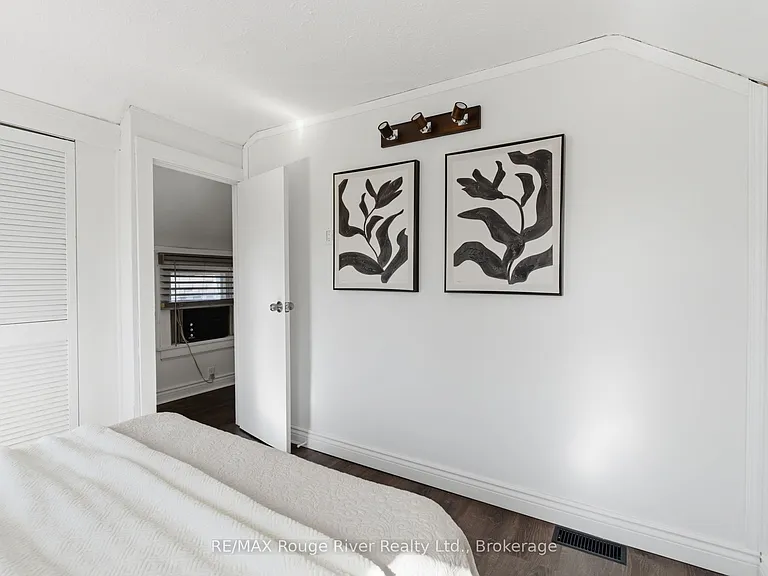 163 Nassau St — Photo 26