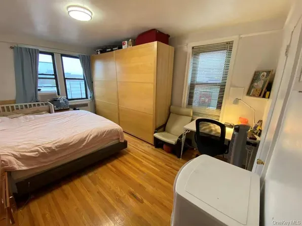 42-52 Layton Street image 4 of 10