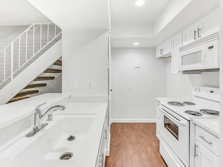 16673 Viewpoint Ln #126C — Photo 7