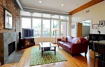 2nd image of 1740 W Belmont Ave APT 2F