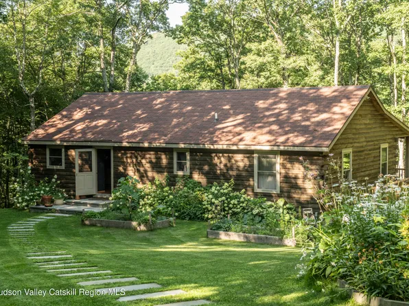 46 Miller Brook Lane, Copake Falls, NY 12517