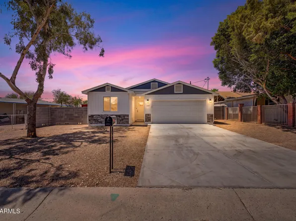 526 S CRISMON Road, Mesa, AZ 85208