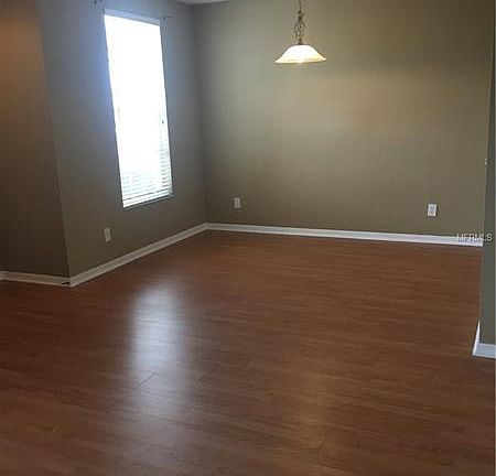 3rd image of 1247 Charlesworth Dr