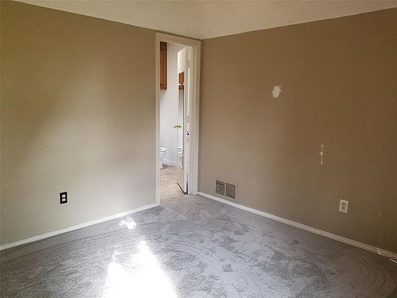 2nd image of 2824 Kings Gate Dr