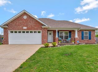 1004 Lark Ct, Spring Hill, TN 37174