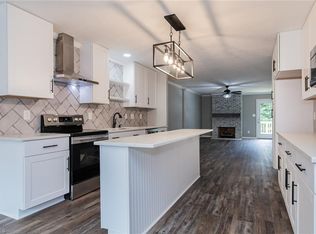 325 Wynnewood Dr, Archdale, NC 27263