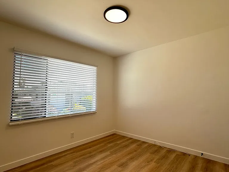 82 College Dr #86 — Photo 10