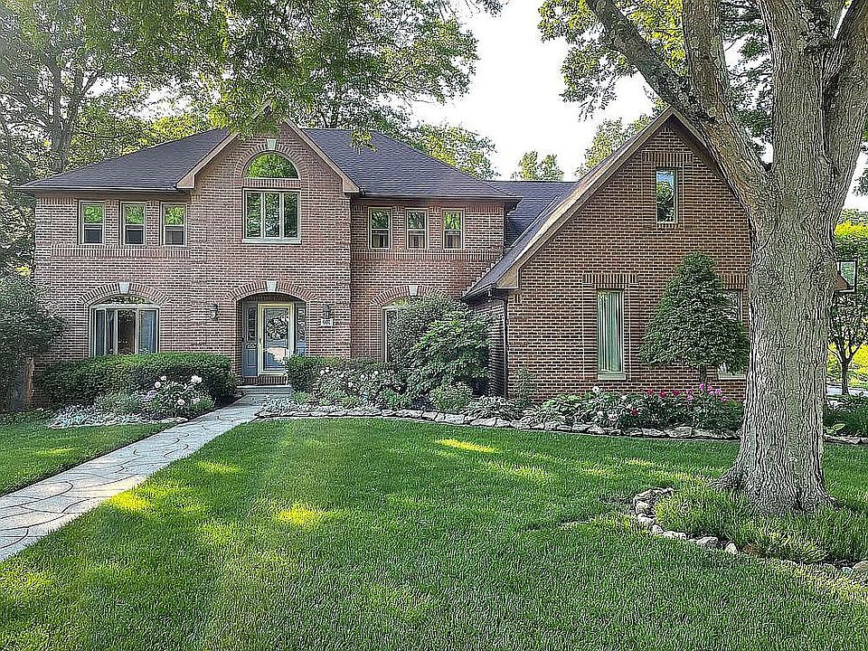 1st image of 607 Brook Run Dr