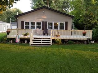 39 Winchester Dr, Addison, MI 49220