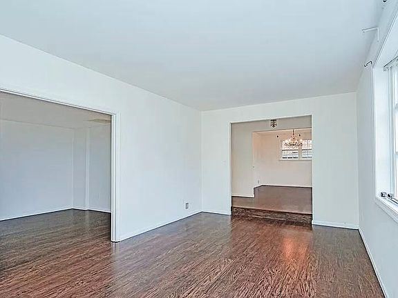 2nd image of 10118 Dundalk St