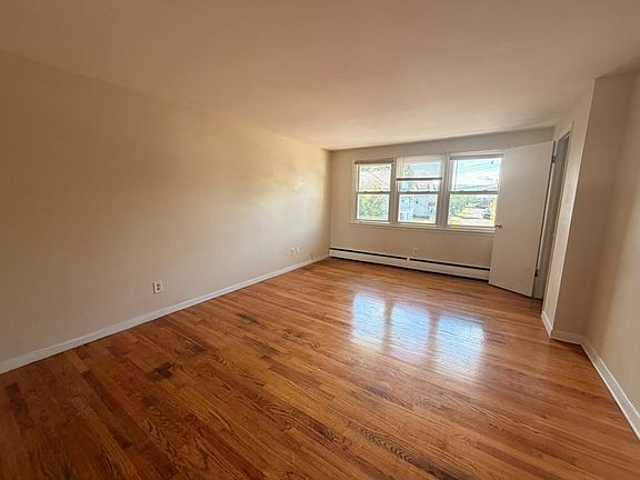 3rd image of 37 Bowen St #4A