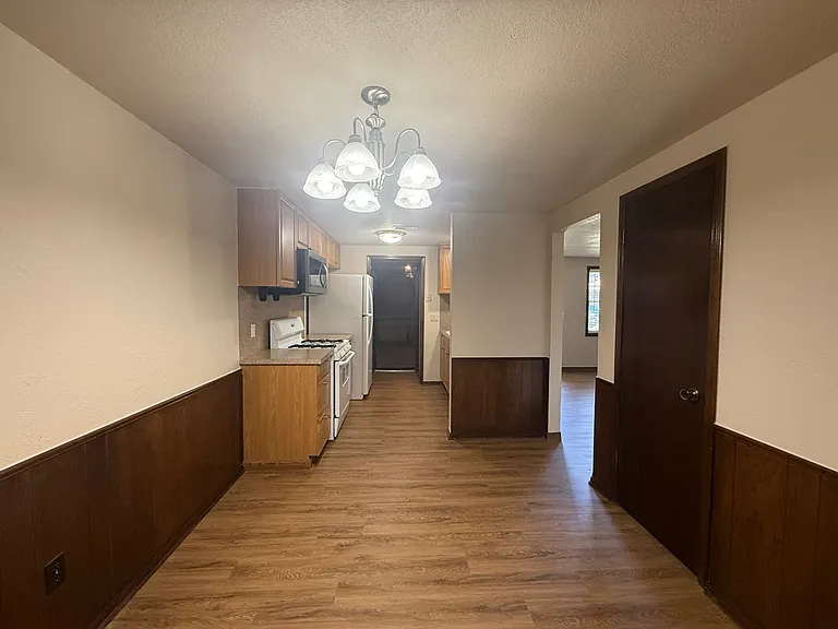 1015 W Swan Lake Ct — Photo 8