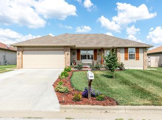 200 Ashton Ave, Clever, MO 65631