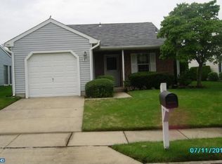 11 Ewing Ct, Mount Laurel, NJ 08054