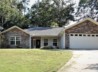 15 Royal Lake Cv, Cartersville, GA 30120