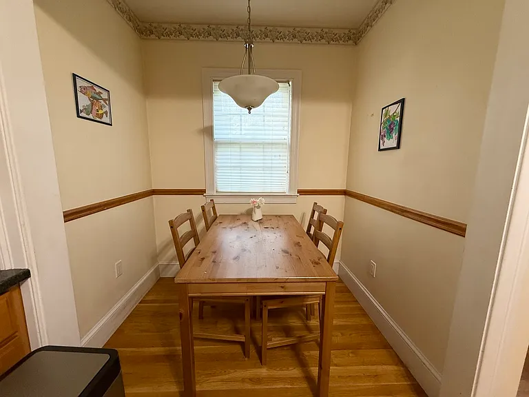 111 Highland Ave — Photo 17