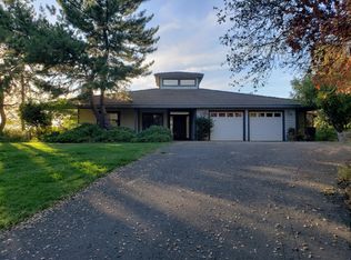 9185 Rock Springs Rd, Newcastle, CA 95658