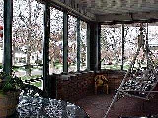 2nd image of 4632 Burnham Ave