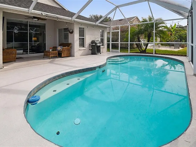 7655 Citrus Blossom Dr — Photo 3