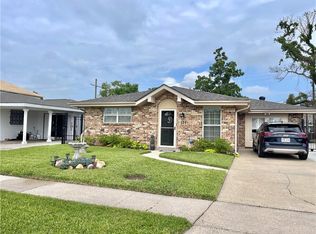 121 Coretta Dr, Avondale, LA 70094