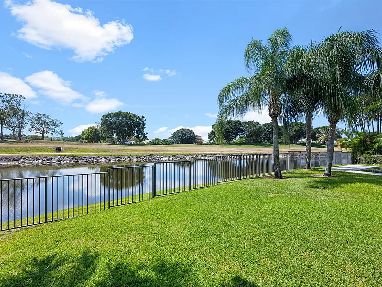 12200 Sunnydale Dr — Photo 43