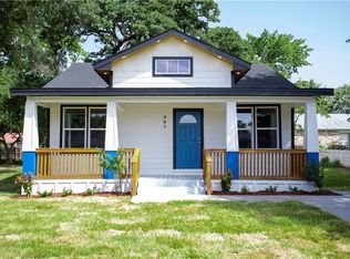 504 Anderson St, Hearne, TX 77859