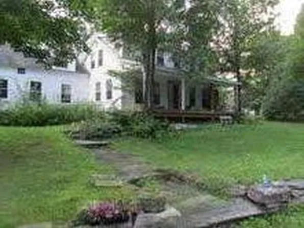 192 Depot St, Jamaica, VT 05343
