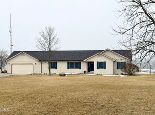 14424 Karnes Rd, Defiance, OH 43512