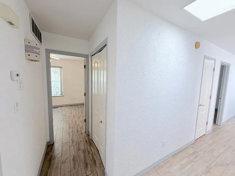 3104 Paradise Ct SE — Photo 9